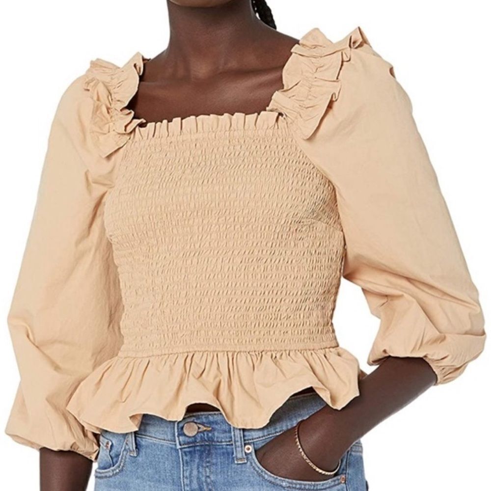 ✨ The Drop Marisol Women’s‎ Tan Smocked Top XS